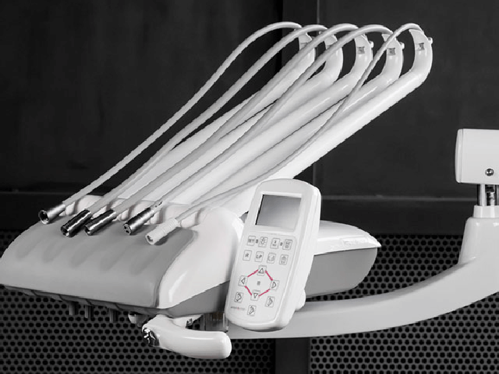 simple-and-smart-kiss-peitsche