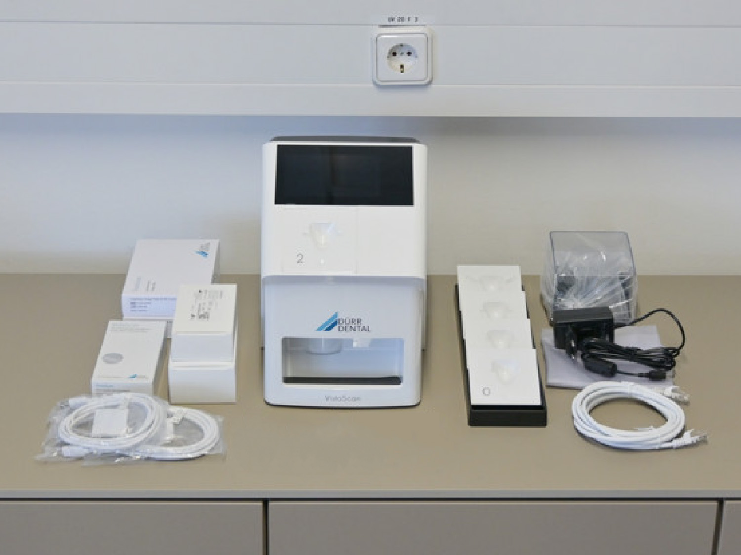 duerr-dental-vistascan-miniview-20-lieferumfang-mit-geraeten